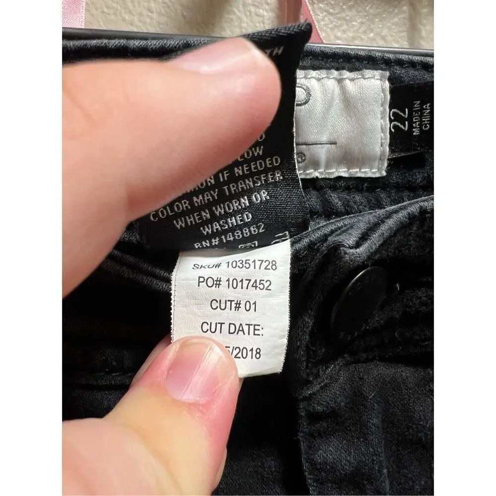 Torrid Black Denim Jeans Woman’s Size 22S Plus Size Jeans